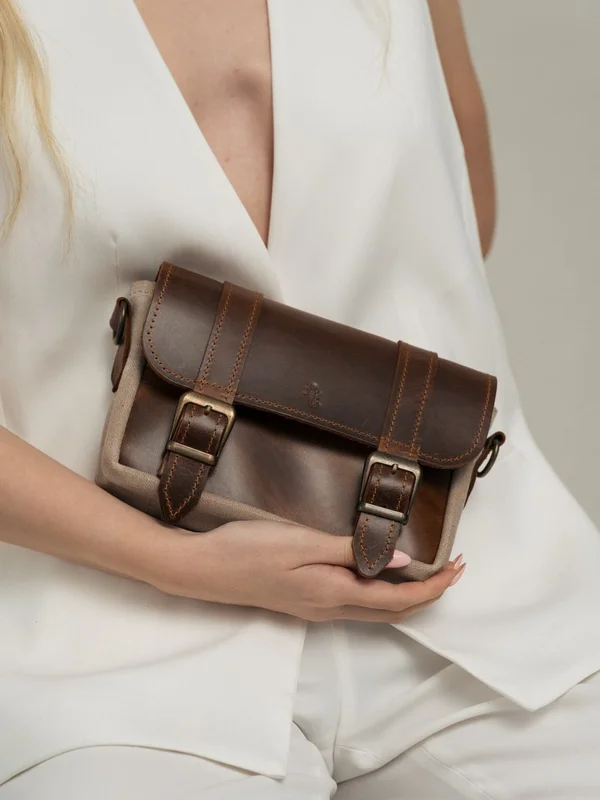 Structured Saddle Crossbody Bag